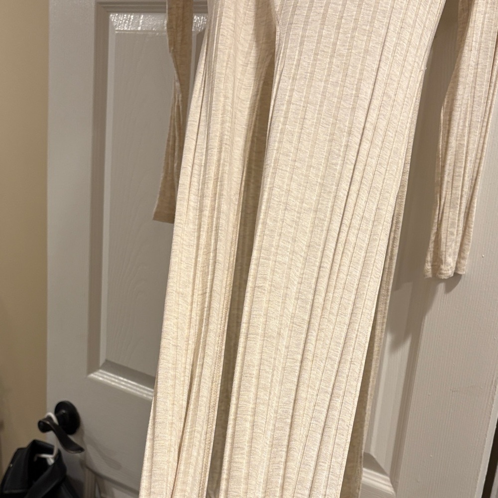 Beige Long Sleeve Ribbed top - Picture 3 of 4